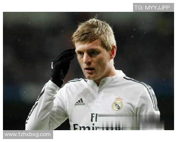 克罗斯：从中场指挥官到足球战术革新的引领者之路